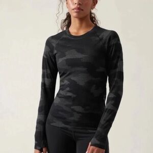 Athleta Black Camo Long Sleeve Tee